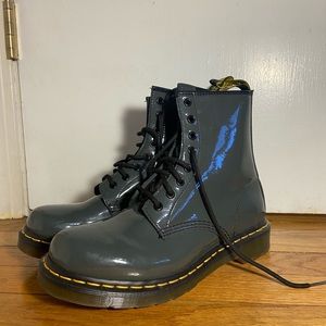 Dr. Martens, Size 9